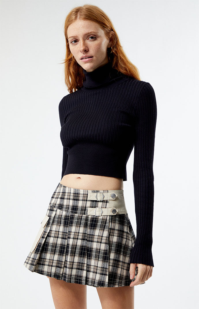 Black plaid skirt pacsun 2025