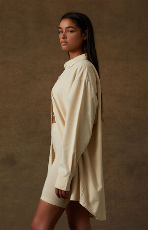 Women's Egg Shell Oxford Button Down Shirt image number 3