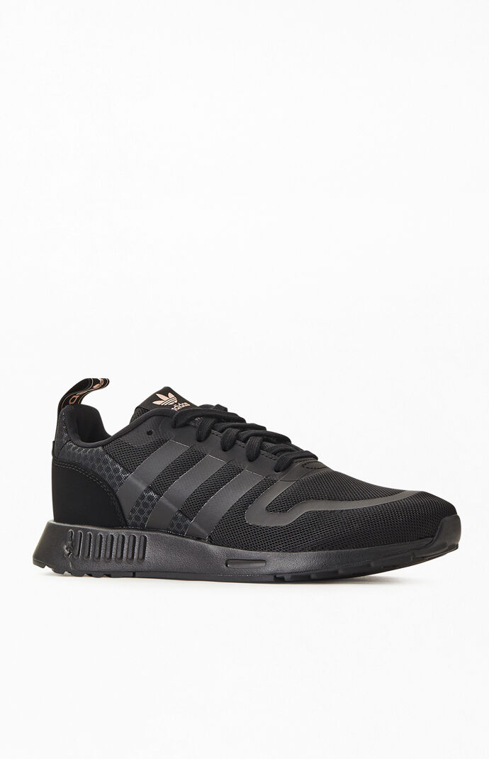 Black Smooth Runner Sneakers