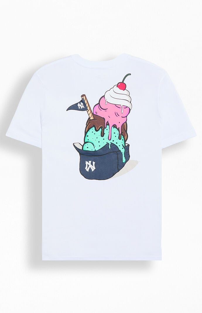 [New Era]★NE-TECH ICE TRICOT T-SHIRTS New Era NY Yankees Ice Cream T-Shirt | PacSun