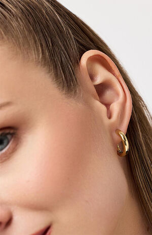 Giulia Medium Gold Hoop Earrings image number 3