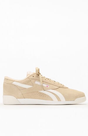 Women's Tan Freestyle Lo Sneakers image number 1