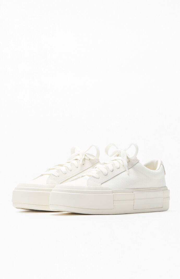 All white chuck 2 lows top