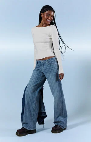 Kaia Ultimate Low Rise Baggy Jeans Stretch Striped Light Blue image number 2