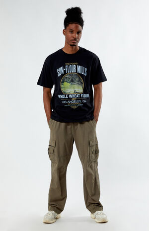 Black Mills T-Shirt image number 4