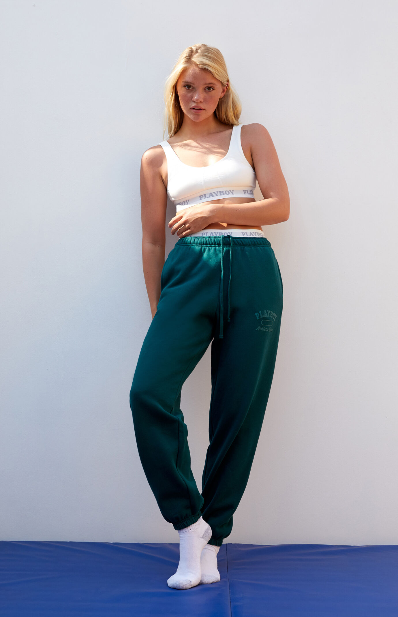 pacsun green sweatpants