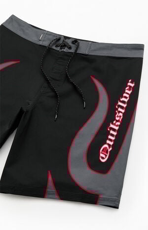 Mercury Trident 9.5" Boardshorts image number 4