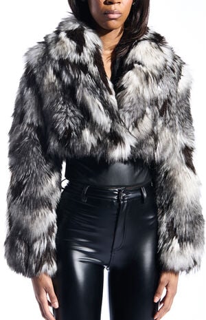 Arias Grey Cropped Faux Fur Jacket image number 1