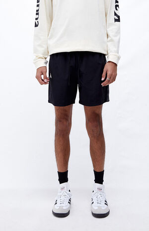 Banda Coney Nylon Active Shorts image number 2