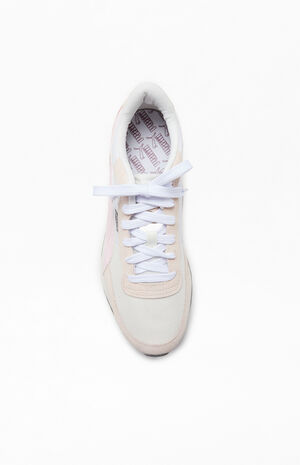 Women's White & Pink Road Rider SD Sneakers image number 5