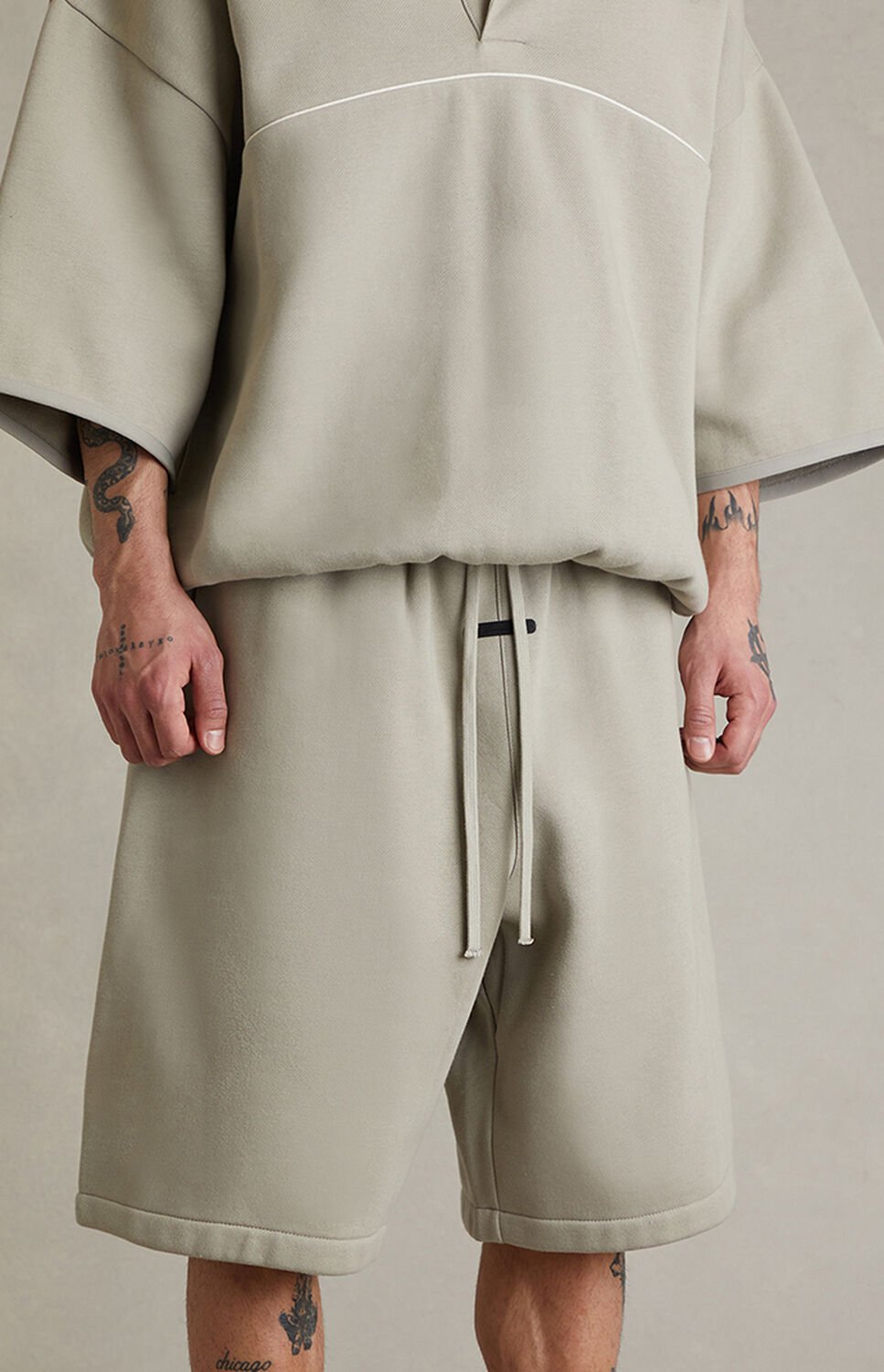 Fear of God ESSENTIALS Seal Active Trace Relaxed Sweat Shorts thumbnail 5