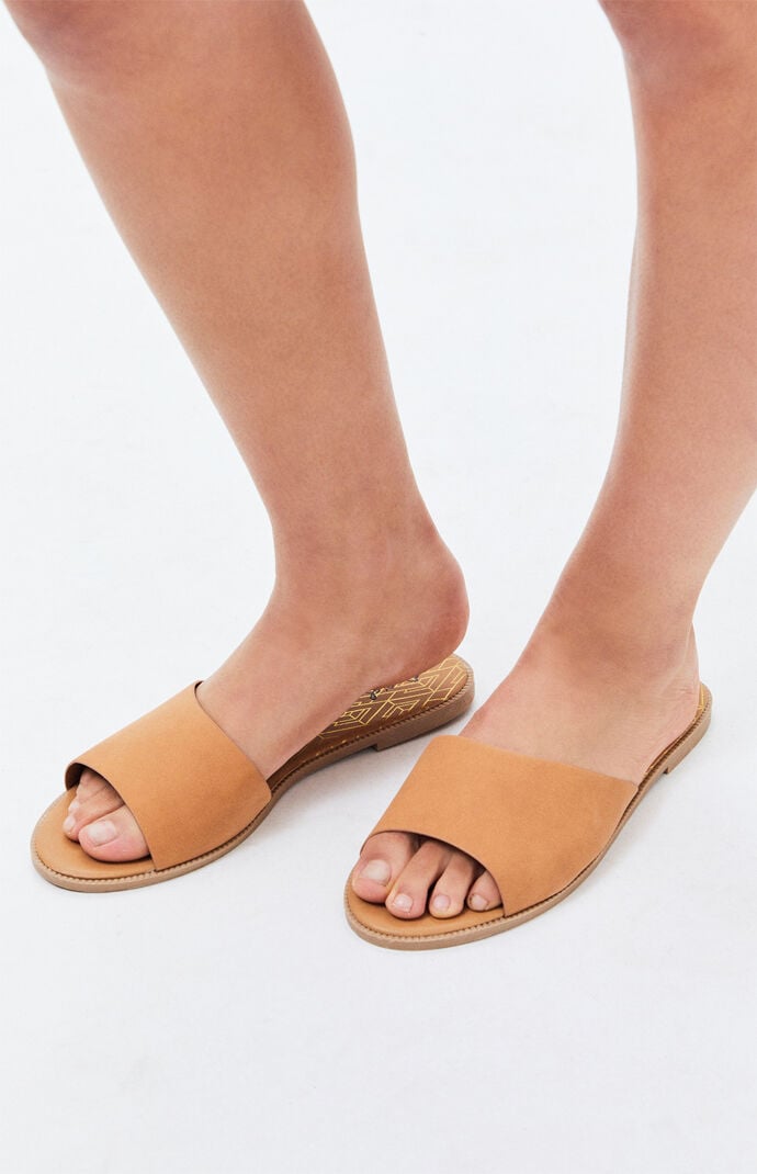 qupid desmond sandal