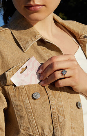 x PacSun Daisy Ring image number 1