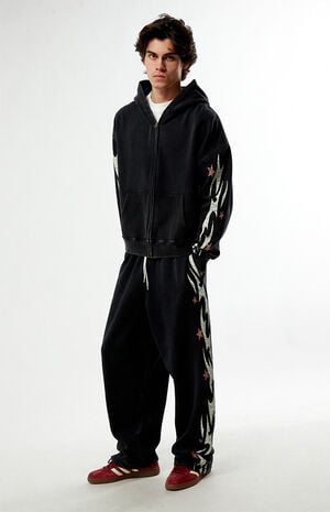 Black Flame Star Fleece Baggy Sweatpants image number 1