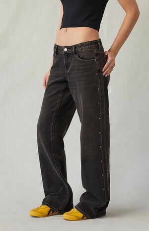 Zoe Low Rise Girlfriend Jeans Star Stud Black image number 4