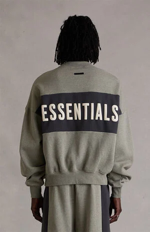 Seal Paneled Cropped Relaxed Crew Neck Sweatshirt image number 4
