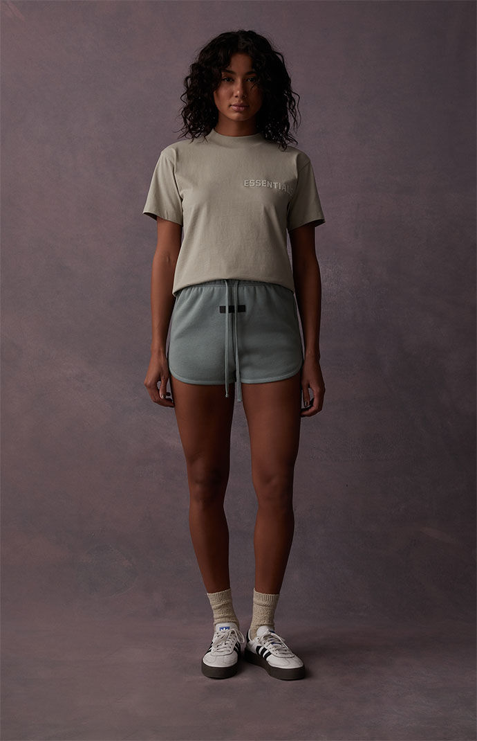 Fear of God Essentials★レディースベロアショーツ★BeachShort Essentials ウィメンズ ベロア ビーチ ショートパンツ - Seafoam