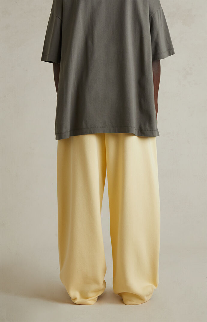 Fear of God ESSENTIALS Garden Yellow Lounge Fleece Baggy