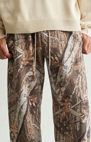 Camo Fleece Extreme Baggy Sweatpants image number 4