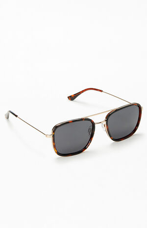 Square Metal Frame Sunglasses image number 1