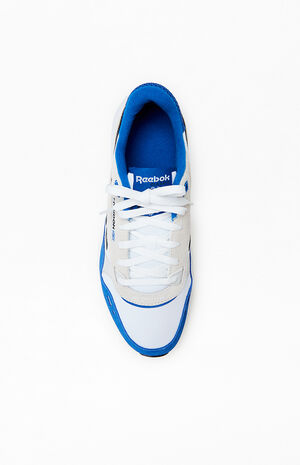 Classic Leather 2400 Shoes image number 5