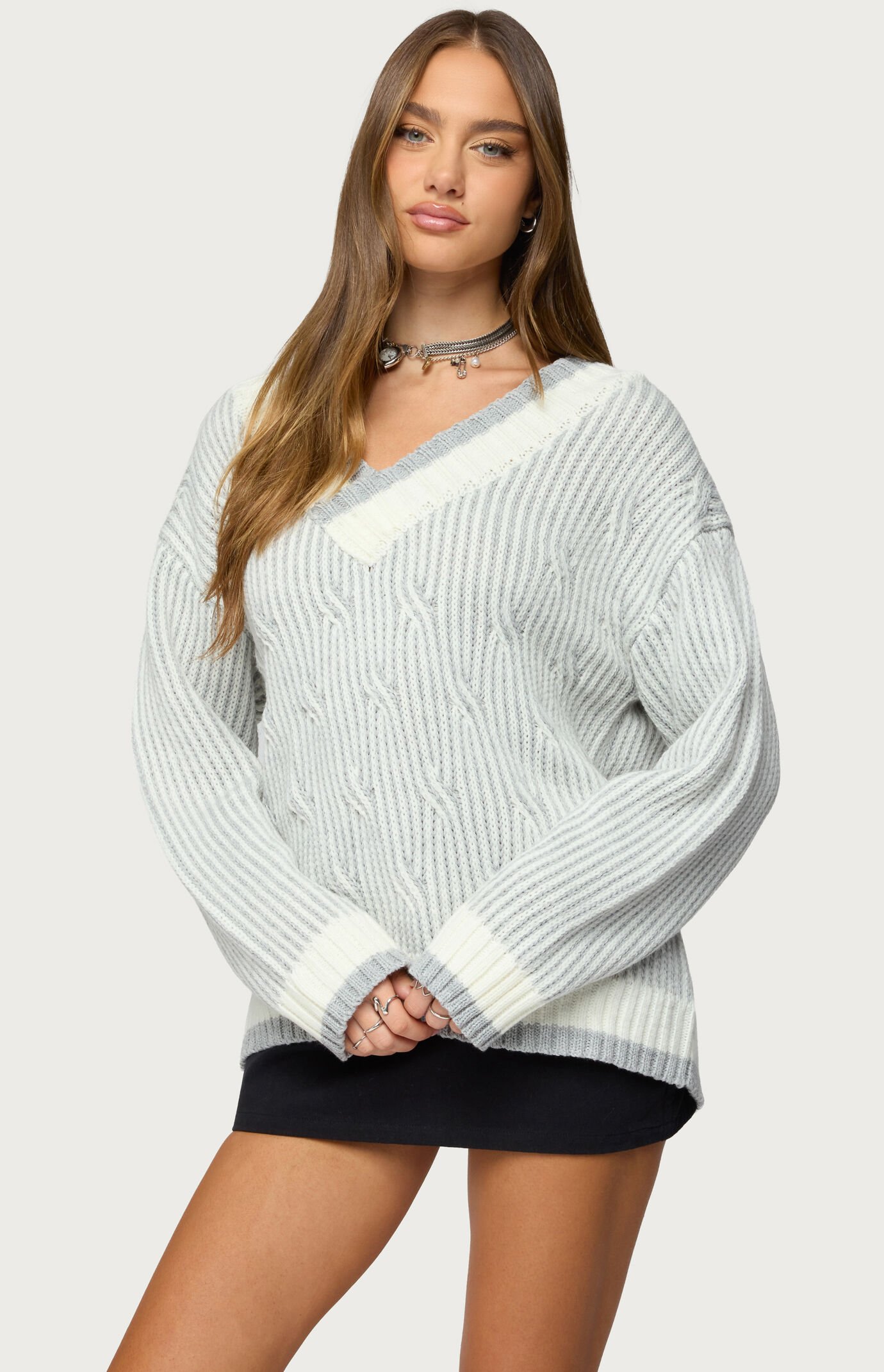 Edikted Lila v Neck Cable Knit Sweater