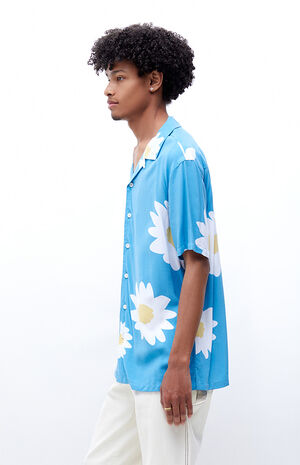 Daisies Resort Camp Shirt image number 3