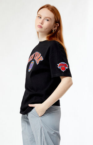 New York Knicks Classic T-Shirt image number 2