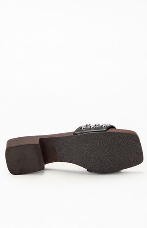 Women's Fiora Heeled Sandals image number 4