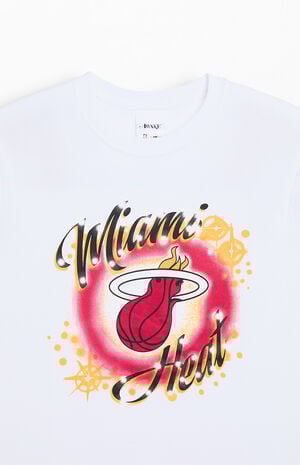 x New Era NBA T-Shirt image number 3