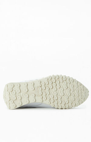 Women's White Blacktop Rider Sneakers image number 4