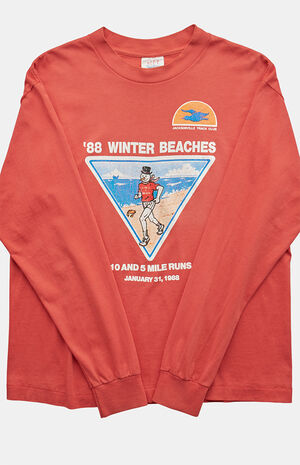 80s Winter Beaches Runs Graphic T-Shirt image number 3