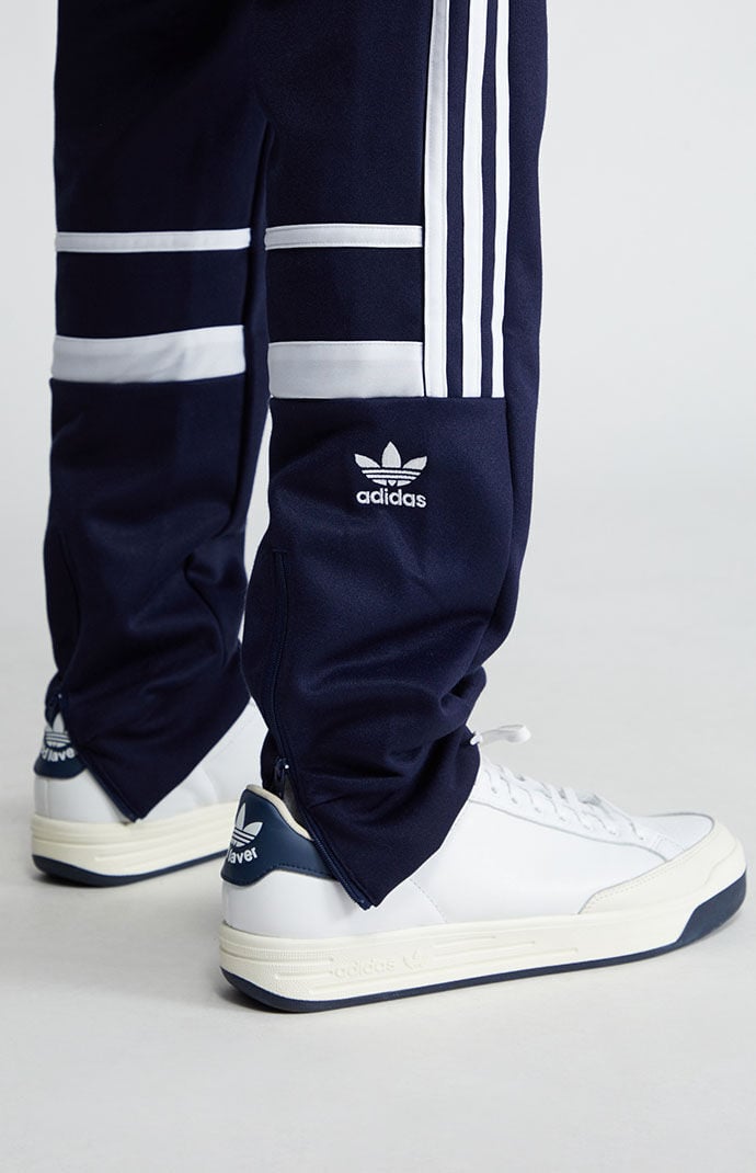 Adidas challenger track pants store