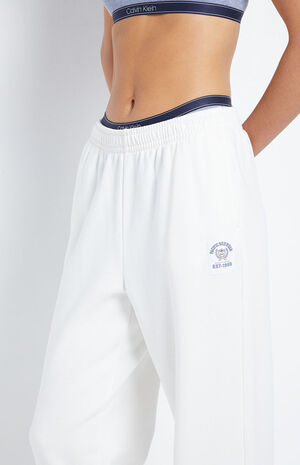 Quality Goods Sweatpants image number 2