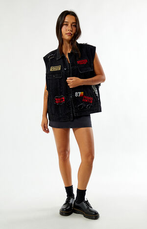 x Stranger Things Dungeon Master Denim Vest image number 6