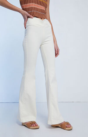 Venice Beach Flare Jeans image number 3