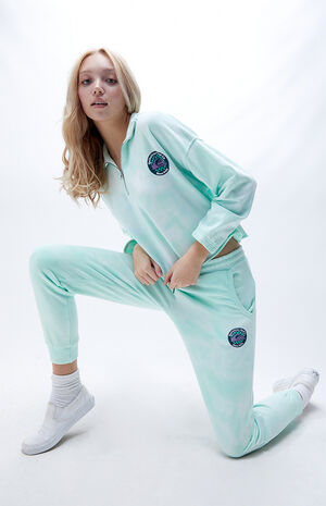 Eco Nomadic Mind Half-Zip Sweatshirt image number 4