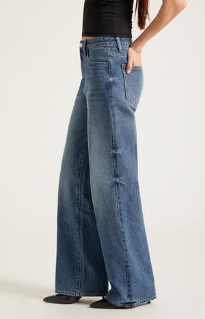 Madison High Waisted Girlfriend Jeans Medium Blue image number 3