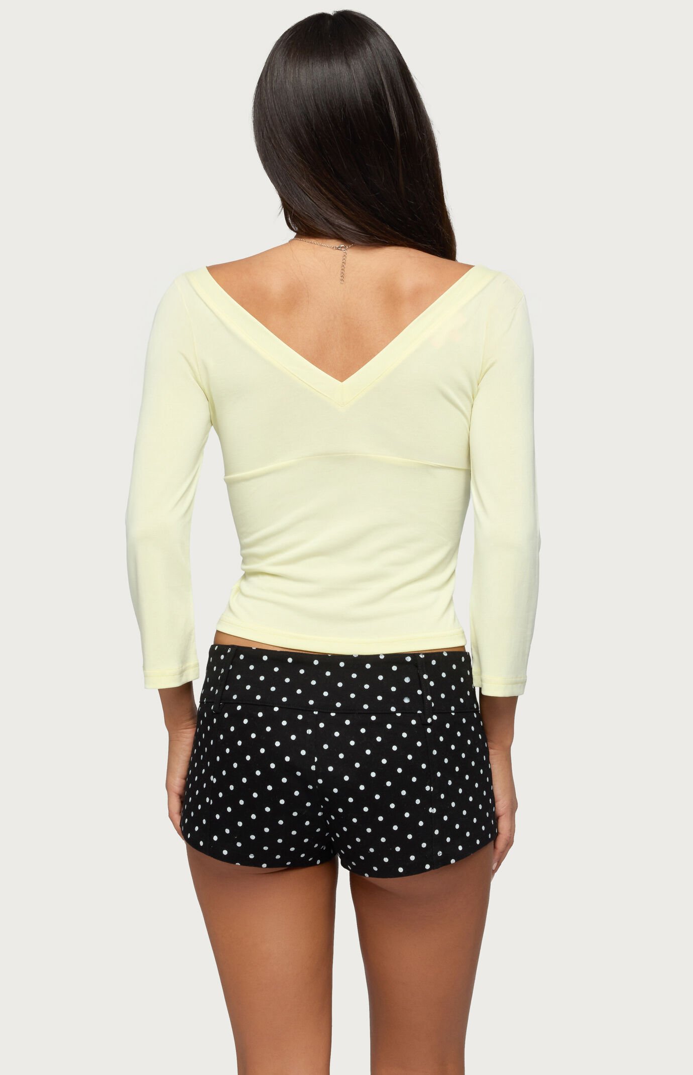 Edikted Mar V Neck Quarter Sleeve Top