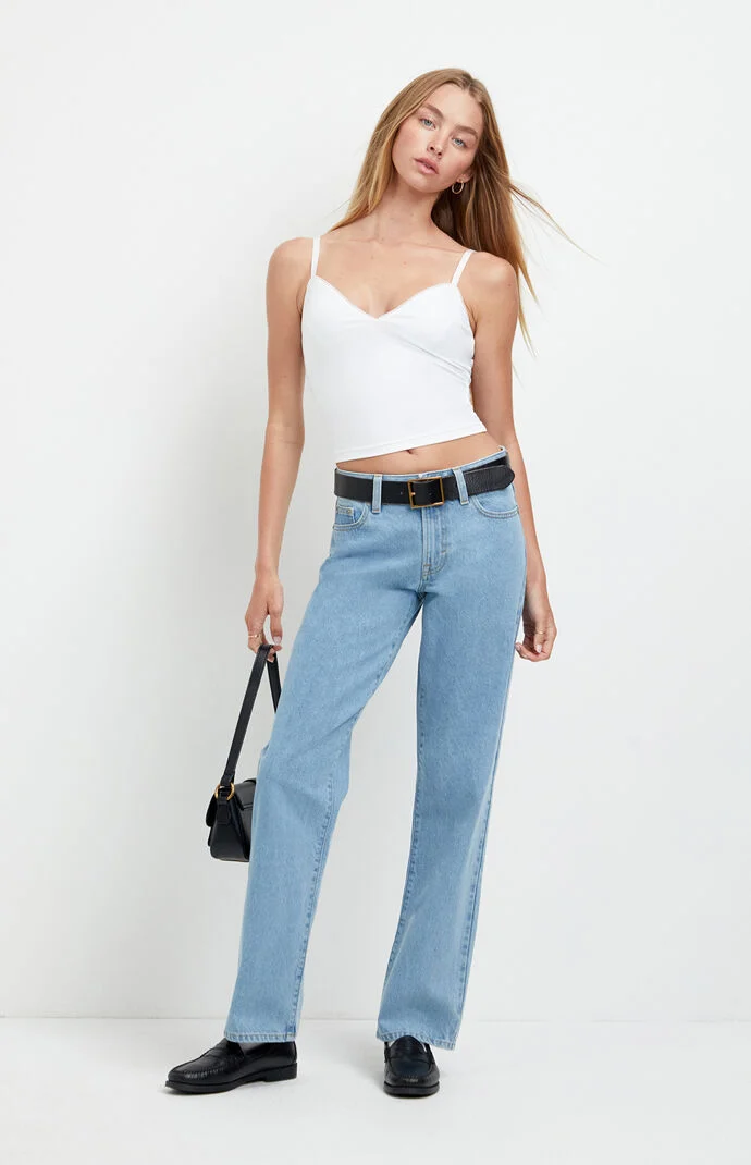 Pacsun Women's Alex Relaxed Straight Jeans Light Blue In Light Indigo In White
