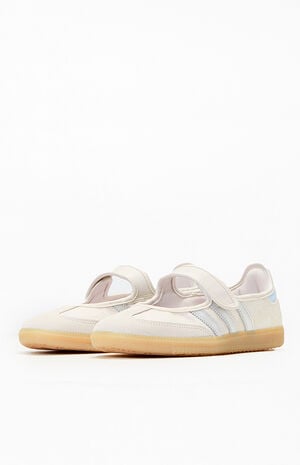 Women&rsquo;s Silver Floral Samba Jane Sneakers image number 2