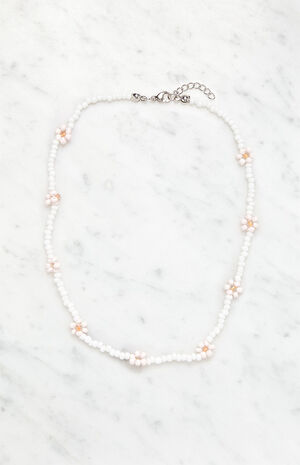 Flower Daisy Necklace image number 1