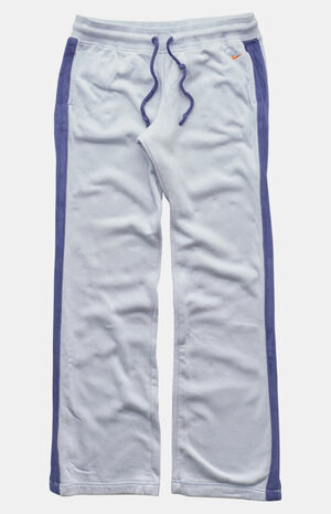 2000s Nike Track Pants image number 1