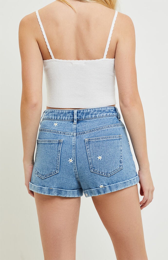 Pacsun raining daisy hotsell denim mom shorts