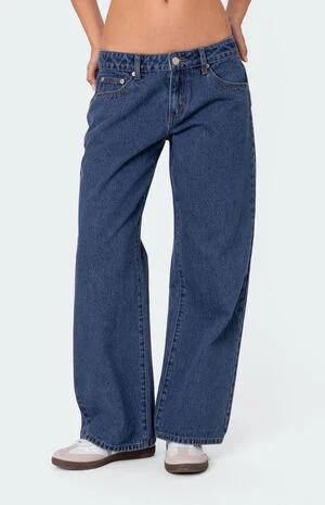 Petite Raelynn Washed Low Rise Jeans image number 2