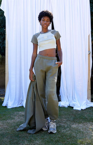 x PacSun Museum Raglan T-Shirt image number 5