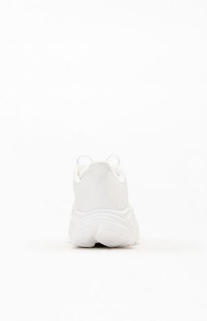 Women's Clifton 11 Sneakers image number 3