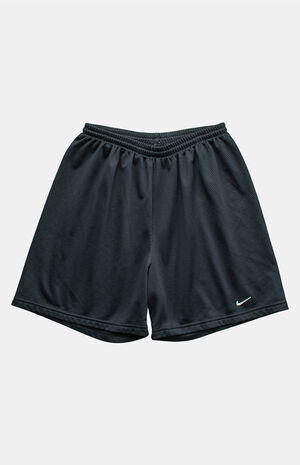 2000s Nike Mesh Shorts image number 1