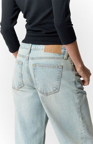Casey Low Rise Baggy Jeans Lighter Blue image number 5