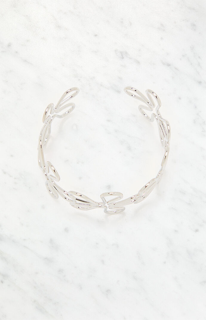 LA Hearts Flower Ear Cuff